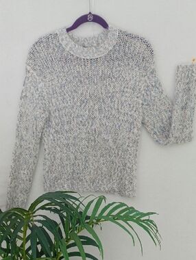 H&M DIVIDED Marled Scoop Neck Sweater in White, Pink and Light Blue Pastel Knit